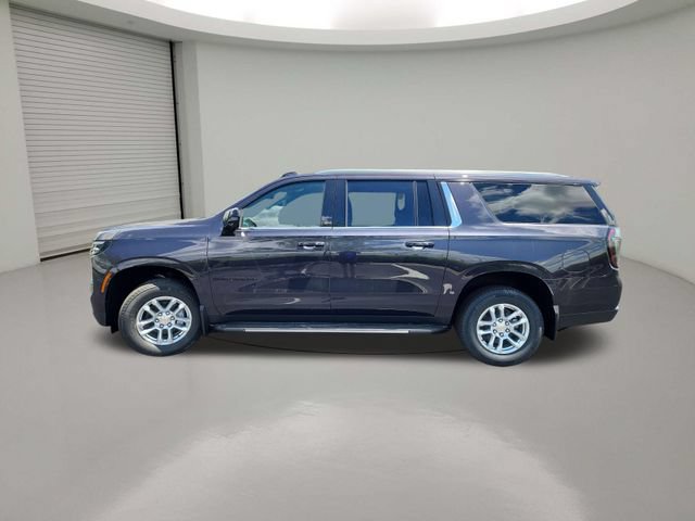 New 2026 Chevrolet Suburban LT w/ Comfort Package AWD/4WD image 4