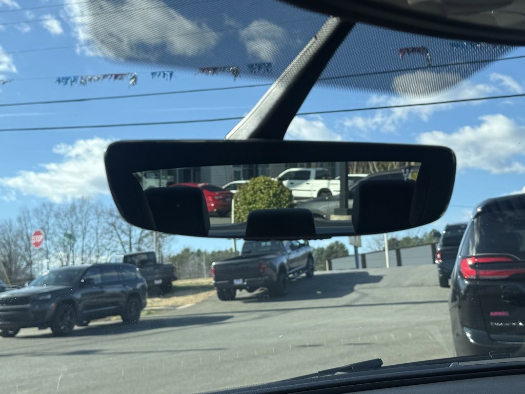 Used 2018 Volkswagen Passat 3.6 image 25