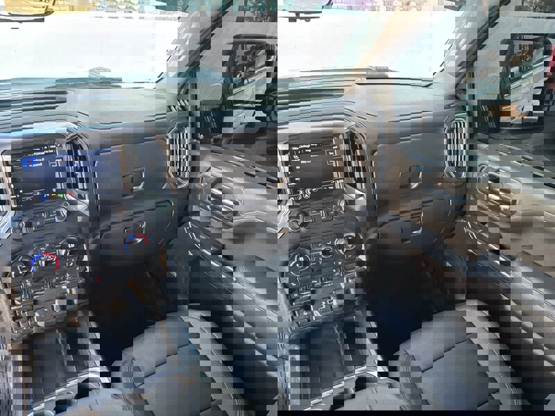 Used 2023 Chevrolet Silverado 2500 LTZ w/ LTZ Premium Package image 34