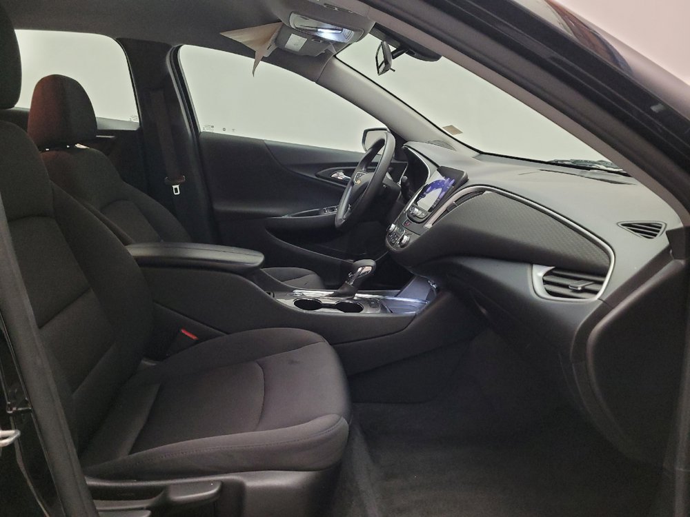 Used 2022 Chevrolet Malibu LT FWD image 21