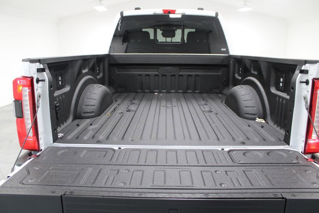 New 2026 Ford F250 XLT w/ XLT Premium Package image 18