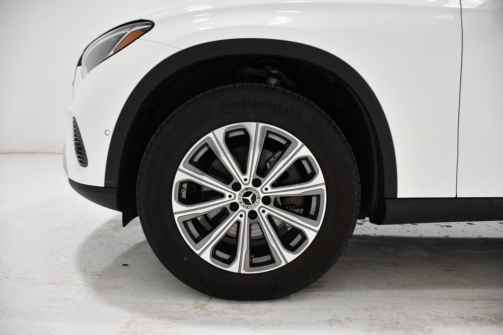 Certified 2025 Mercedes-Benz GLC 300 4MATIC image 7