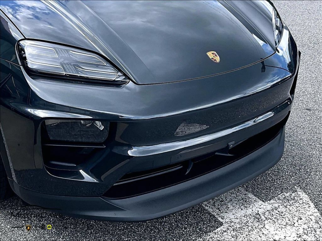 Used 2026 Porsche Macan Electric RWD image 25