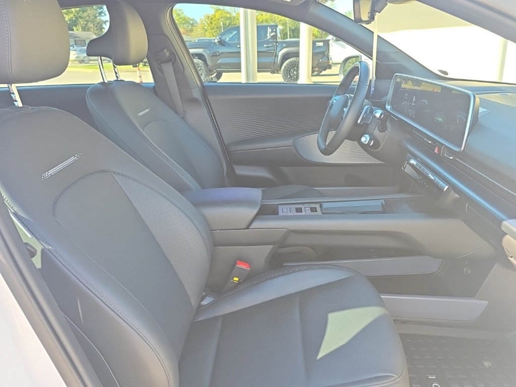 Certified 2025 Hyundai Ioniq 6 SEL image 16