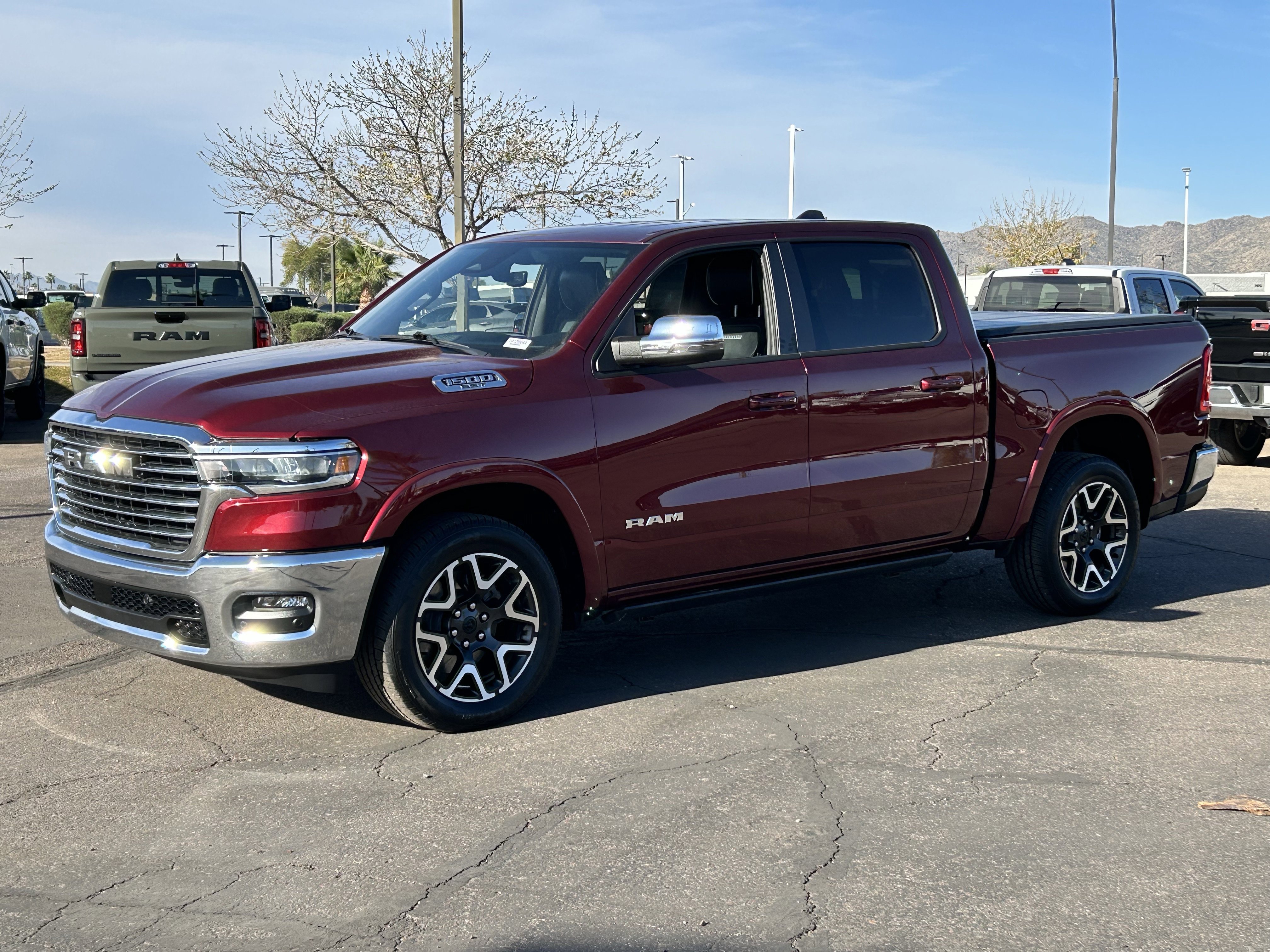 Used 2025 RAM 1500 Laramie AWD/4WD image 2