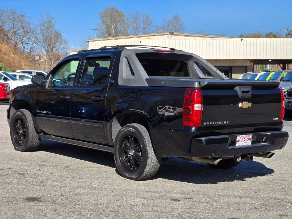 Used 2007 Chevrolet Avalanche LTZ w/ LTZ Preferred Equipment Group image 18