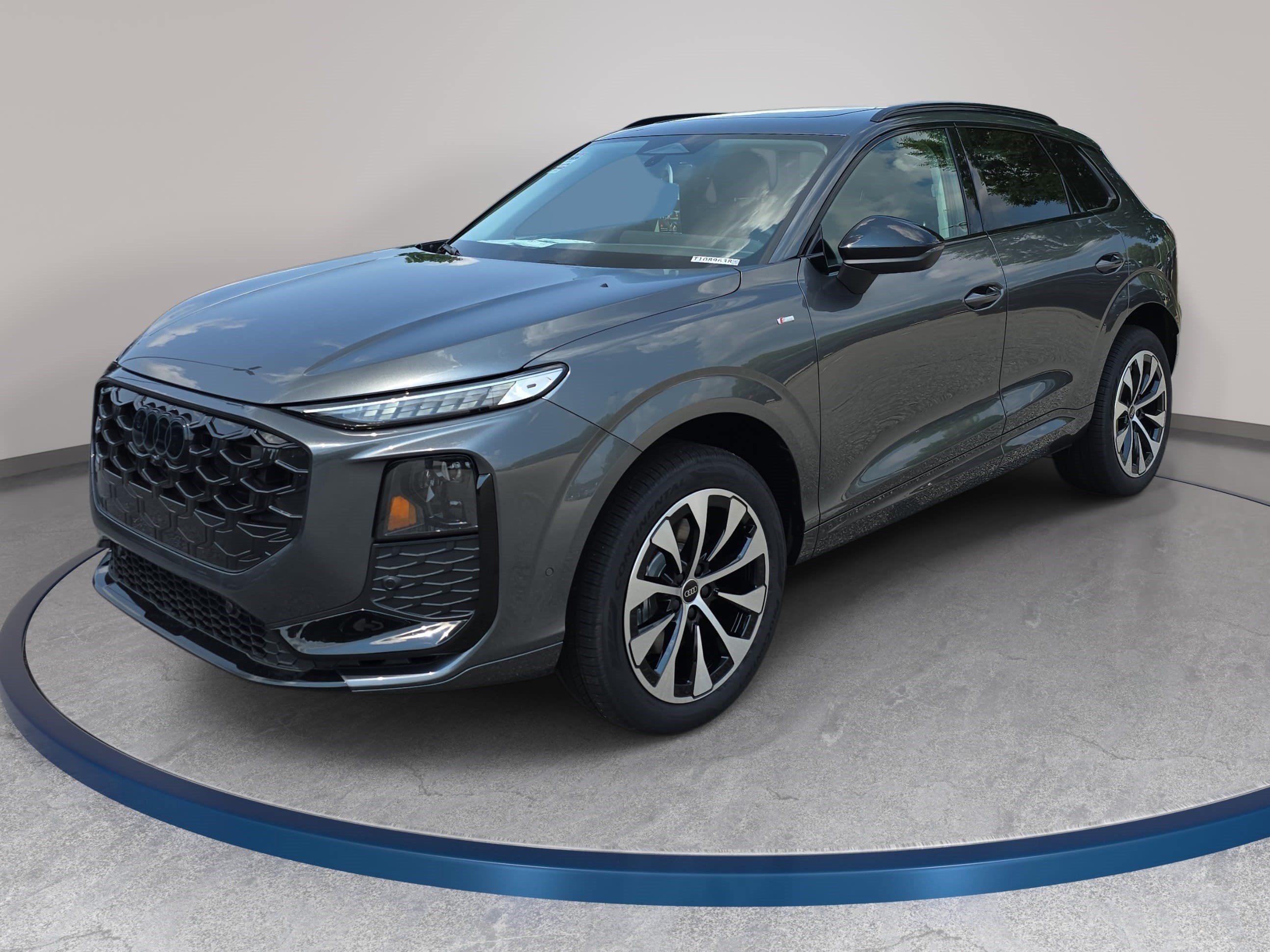 New 2026 Audi Q3 quattro 2.0T AWD/4WD image 1