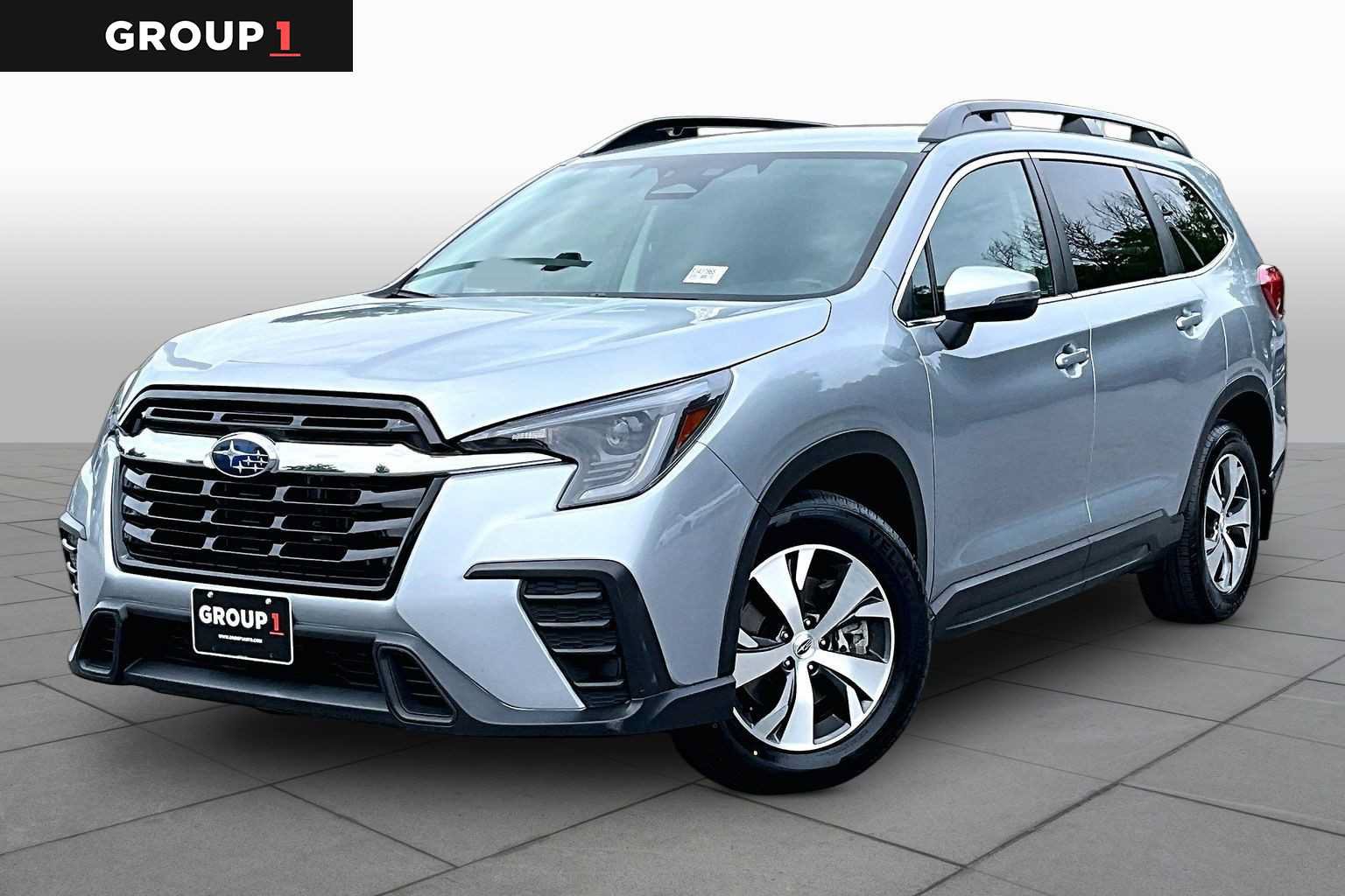 Used 2023 Subaru Ascent Premium w/ Convenience Package AWD/4WD image 1