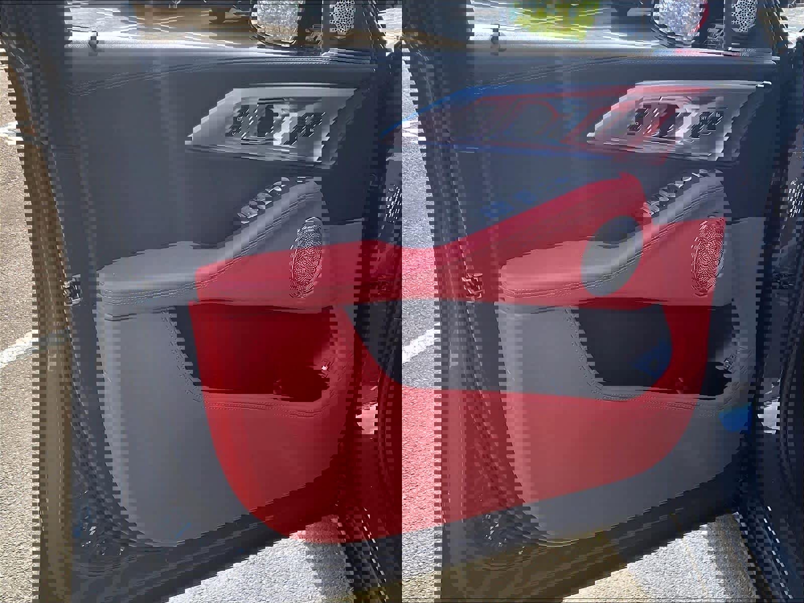 Used 2025 BMW XM image 25