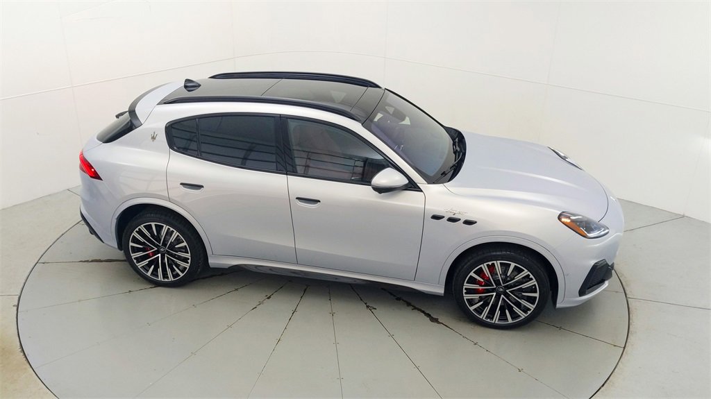 New 2024 Maserati Grecale Trofeo image 24