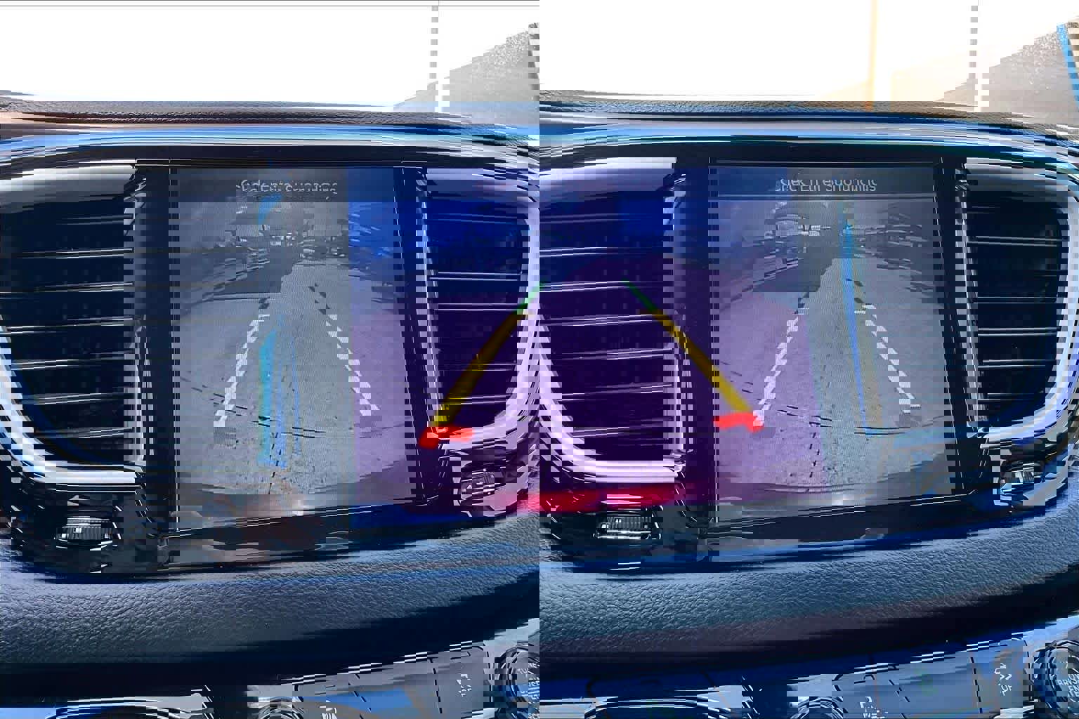 Used 2017 Chrysler Pacifica Touring-L image 25