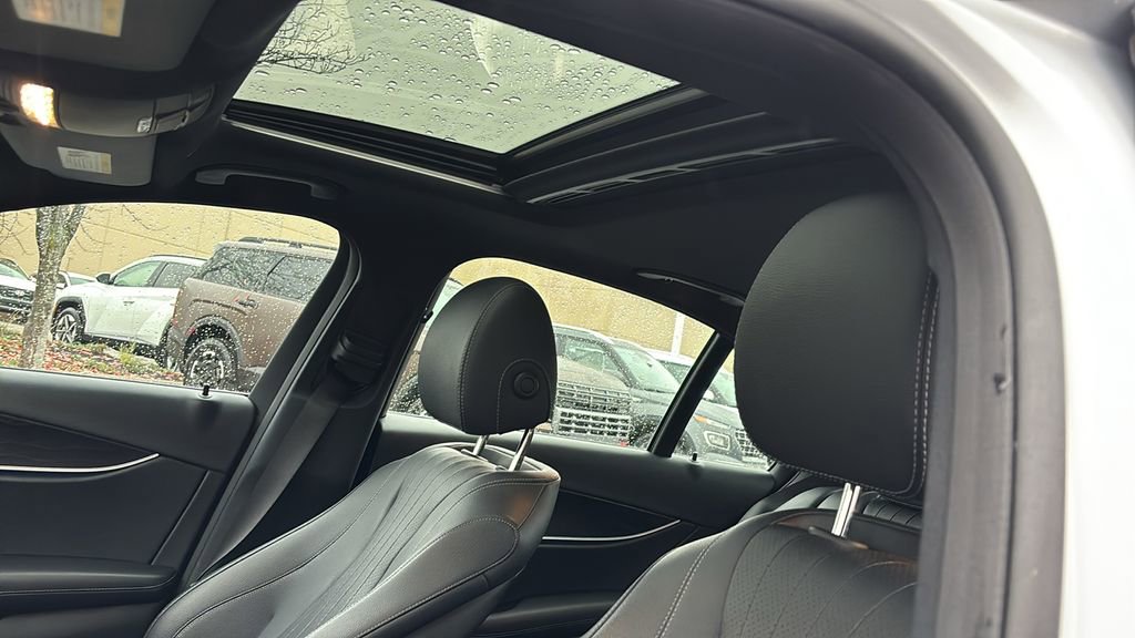 Used 2020 Mercedes-Benz E 350 4MATIC Sedan image 25