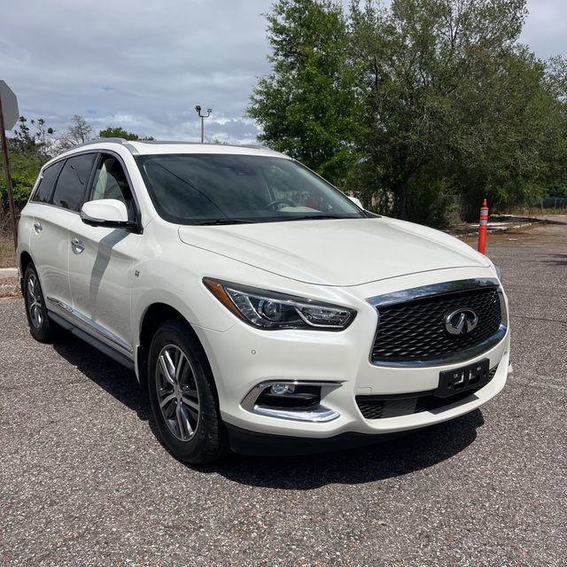 Used 2020 INFINITI QX60 Luxe w/ Essential Package image 7