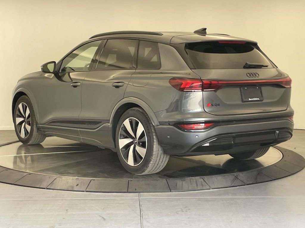 New 2025 Audi SQ6 e-tron Prestige image 3