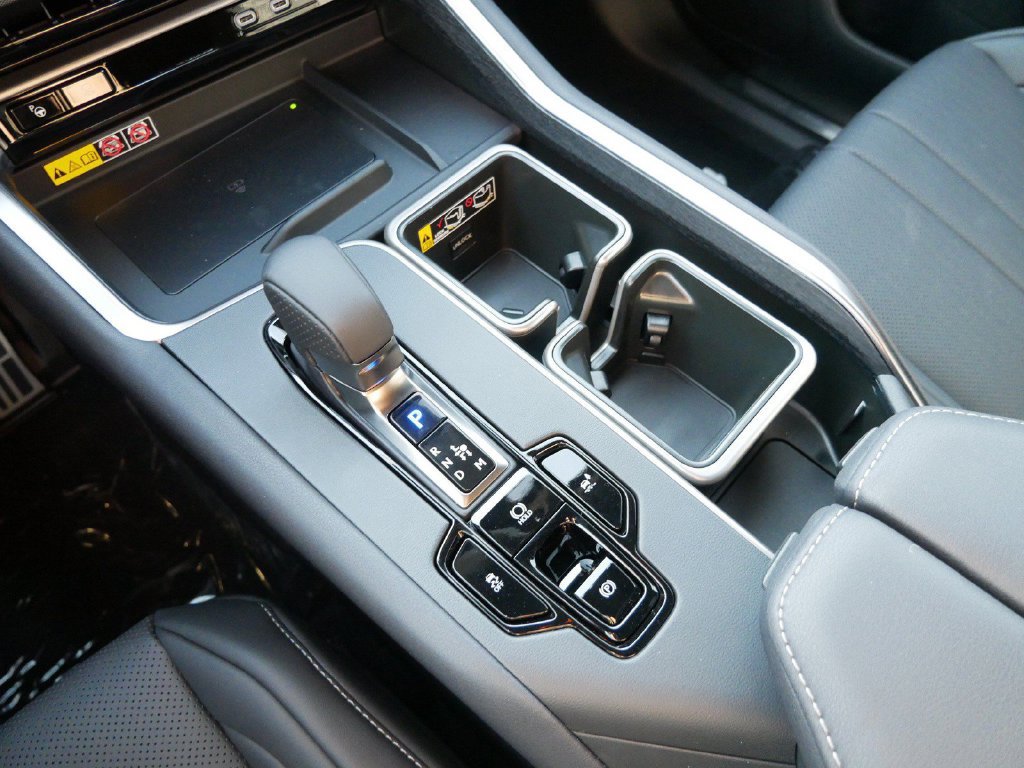 New 2026 Lexus TX 500h AWD w/ Technology Package image 25