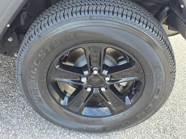 Used 2023 Jeep Wrangler Sport image 36