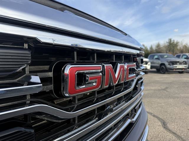Used 2024 GMC Sierra 1500 SLT w/ SLT Premium Plus Package image 9
