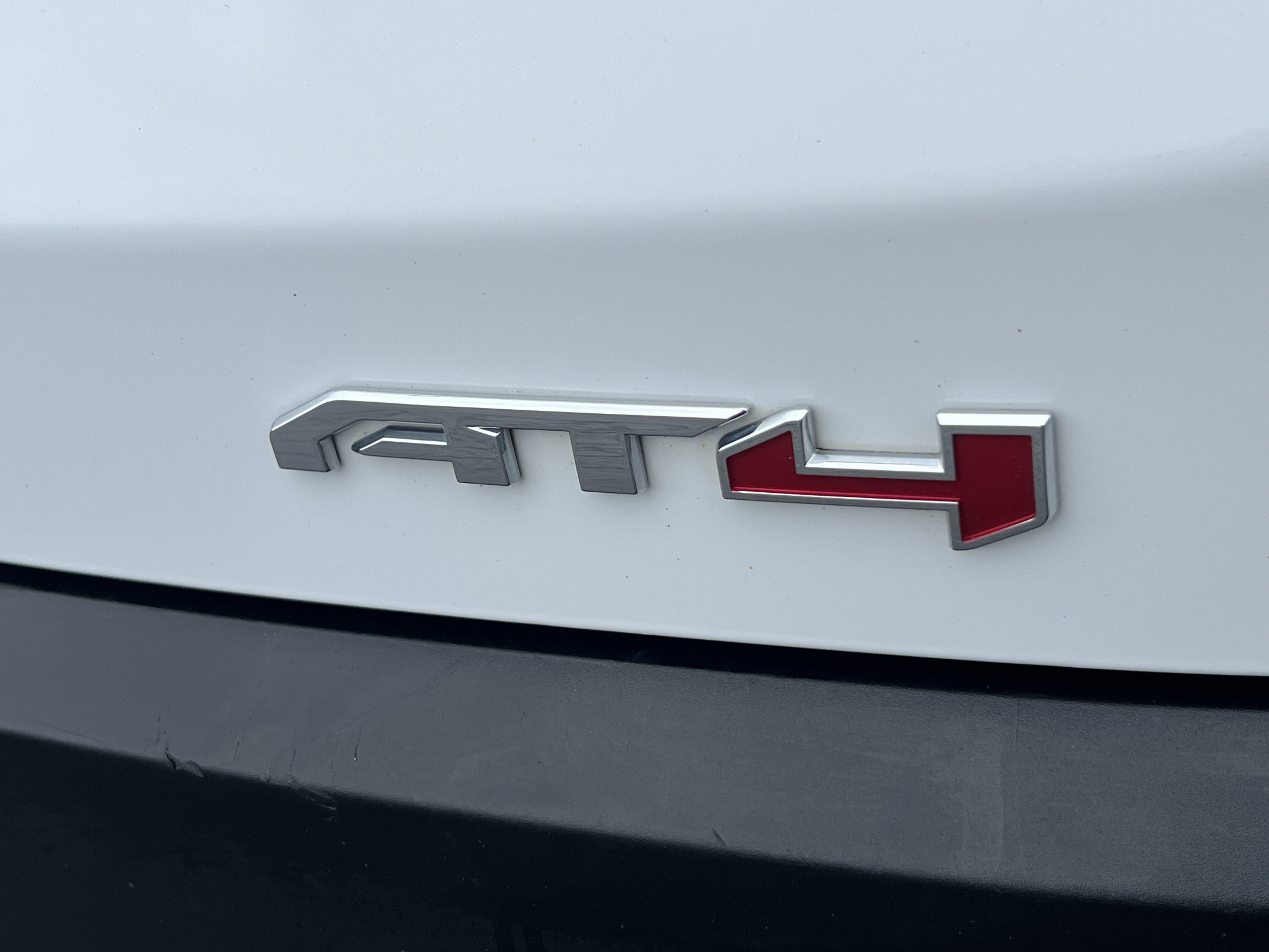Used 2023 GMC Acadia AT4 AWD/4WD image 10