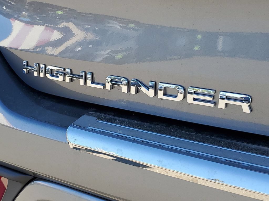 New 2026 Toyota Highlander Platinum AWD/4WD image 6