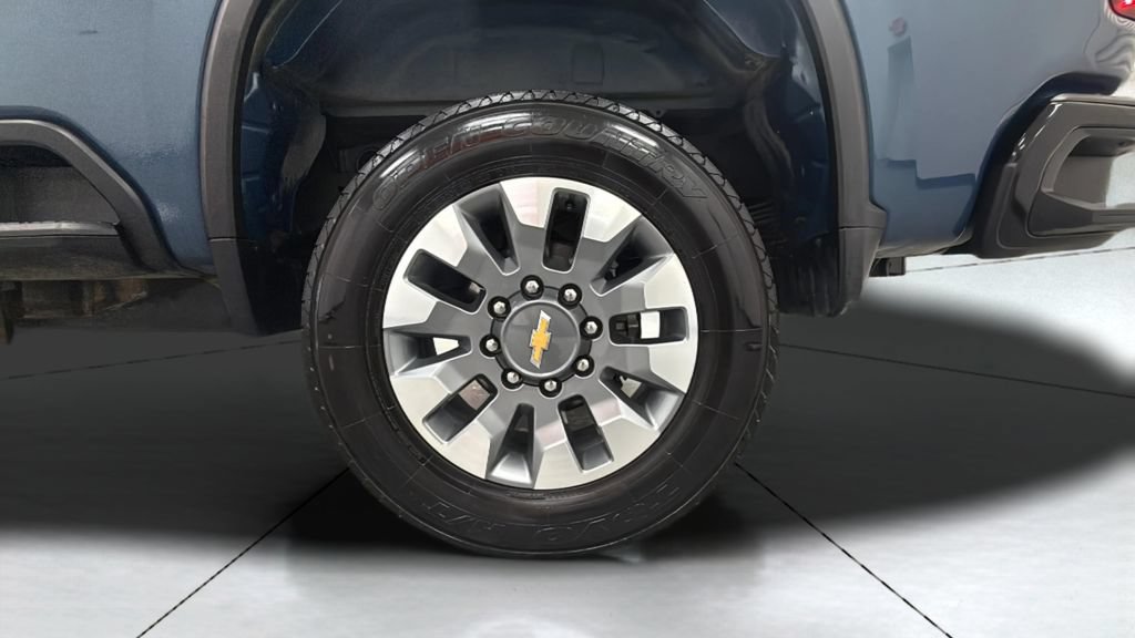 Used 2025 Chevrolet Silverado 2500 Custom w/ Custom Value Package AWD/4WD image 28