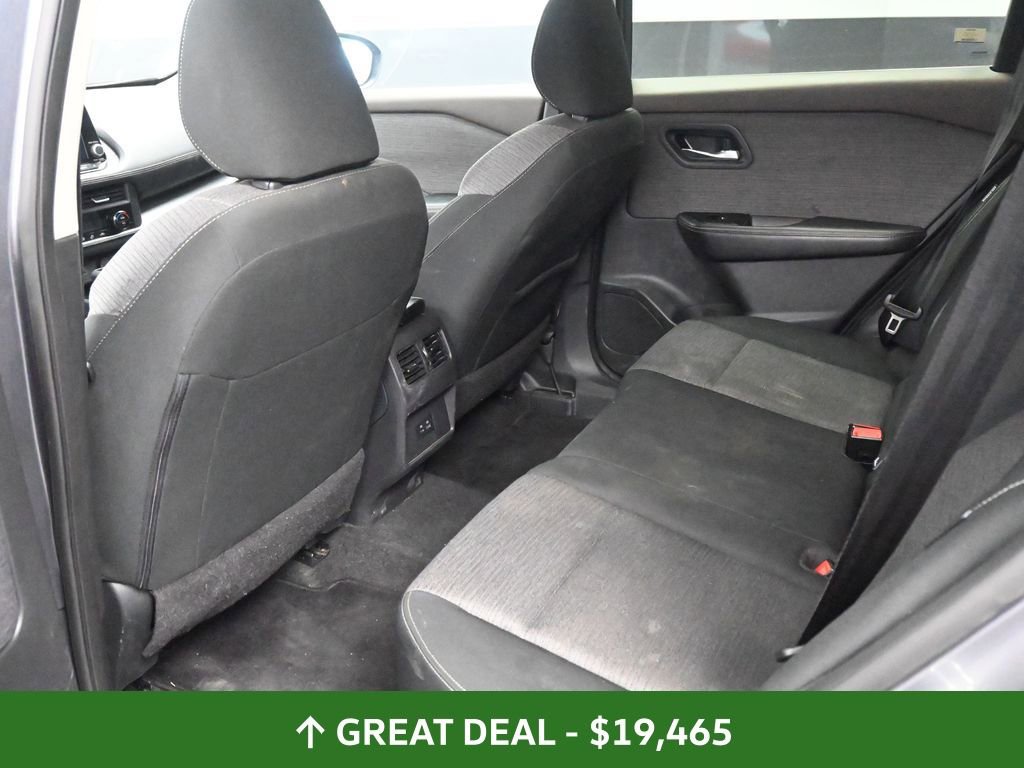 Used 2023 Nissan Rogue SV image 19
