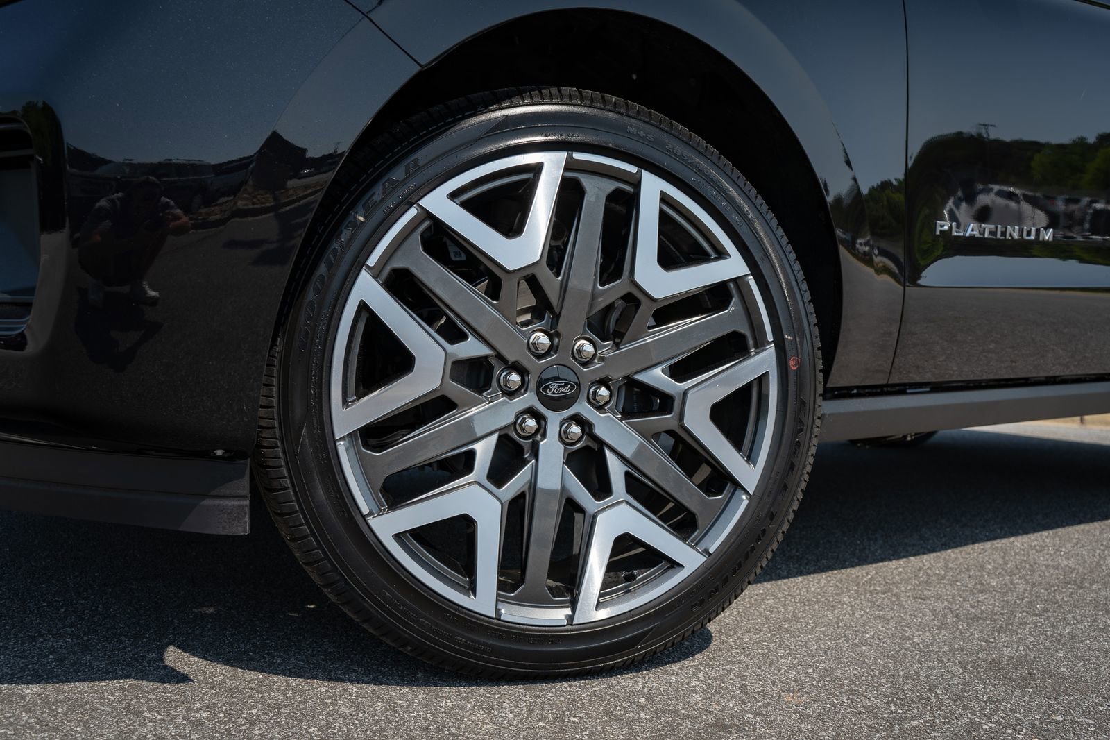 New 2026 Ford Expedition Platinum AWD/4WD image 7