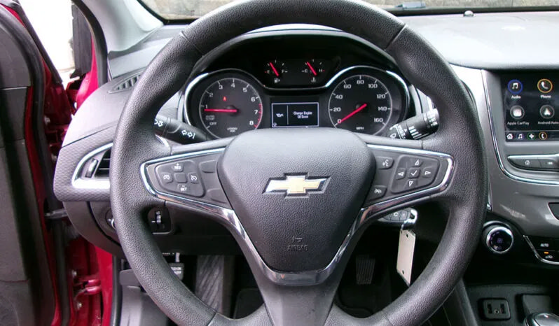Used 2019 Chevrolet Cruze LT FWD image 17