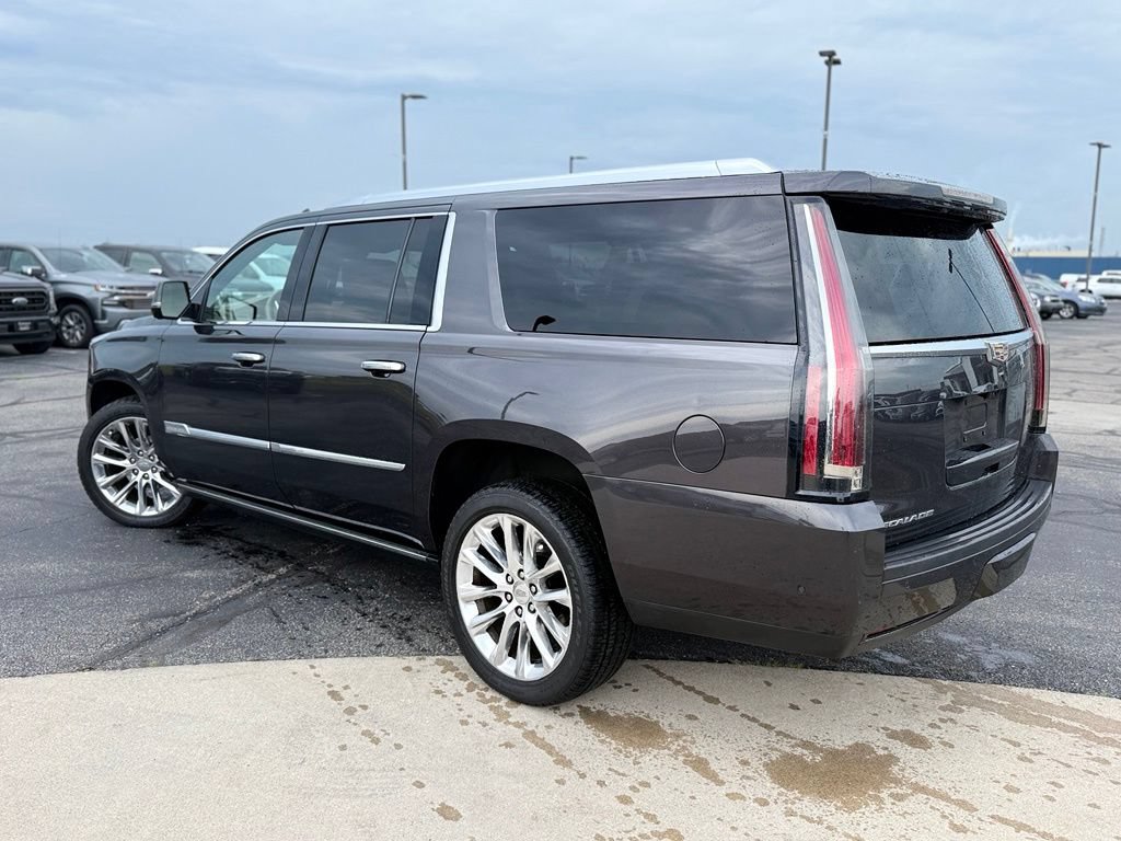Used 2018 Cadillac Escalade ESV Platinum AWD/4WD image 3