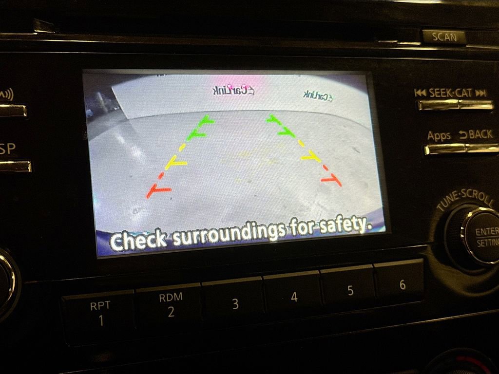 Used 2016 Nissan Rogue S image 14