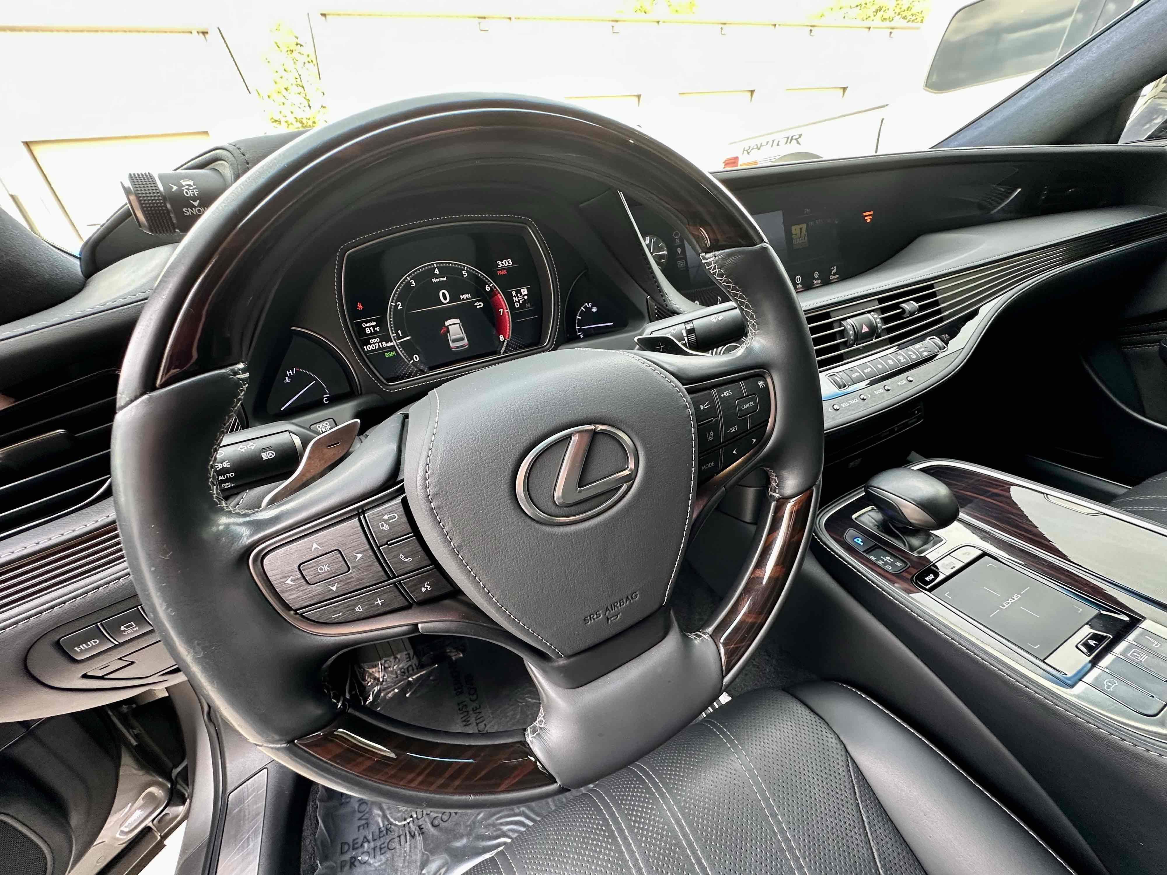 Used 2018 Lexus LS 500 Luxury w/ Luxury Package image 40
