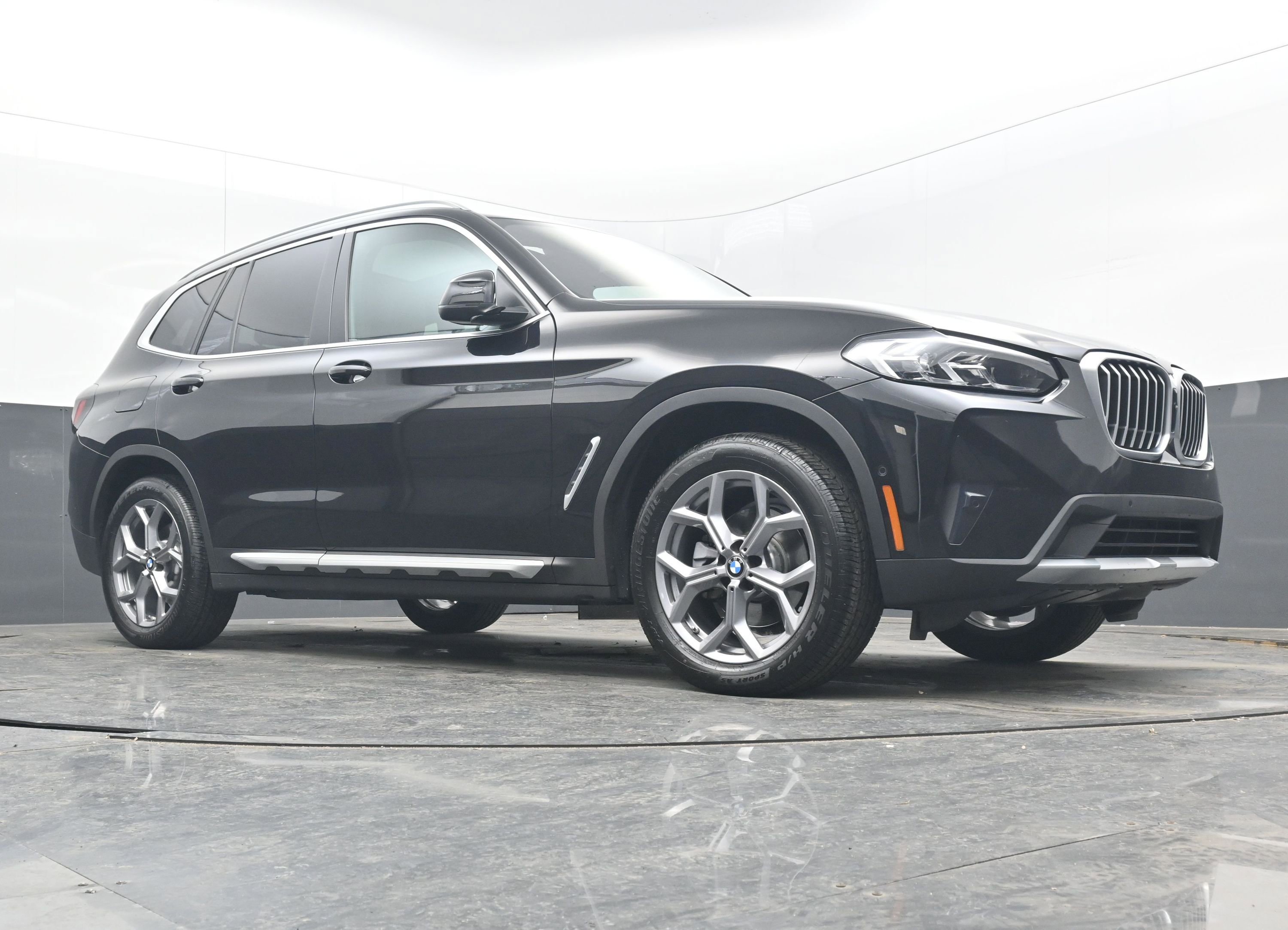 Used 2023 BMW X3 xDrive30i w/ Convenience Package image 29