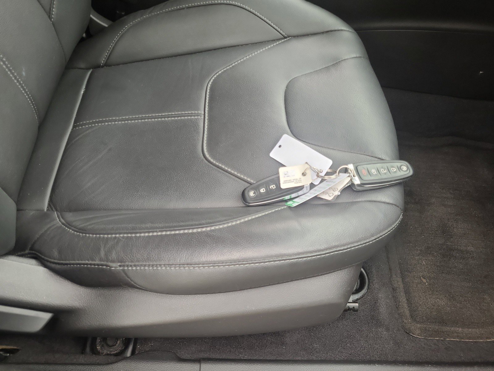Used 2015 Ford Focus Titanium FWD image 22