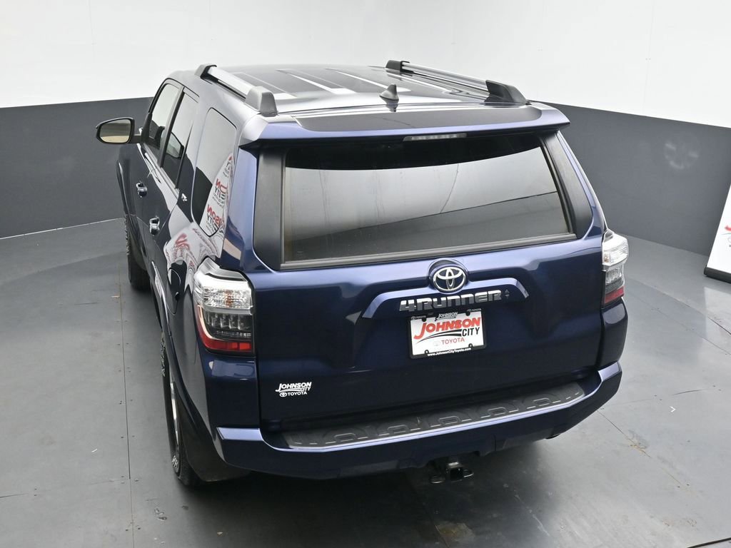 Used 2024 Toyota 4Runner SR5 AWD/4WD image 29