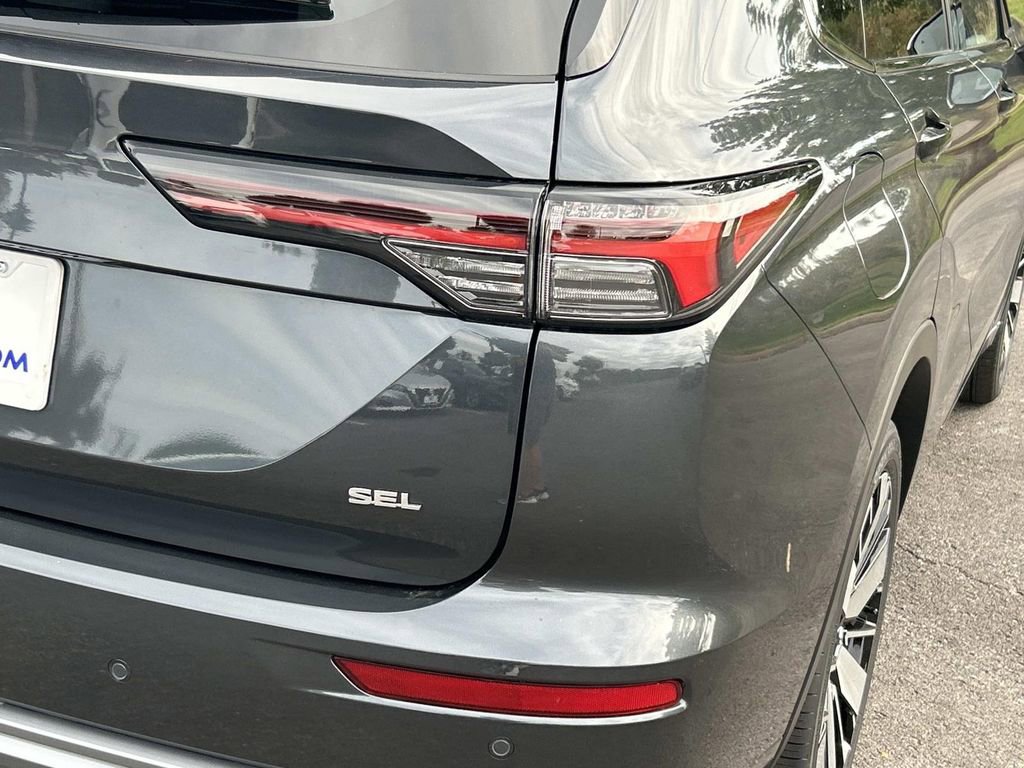 New 2025 Mitsubishi Outlander SEL image 10