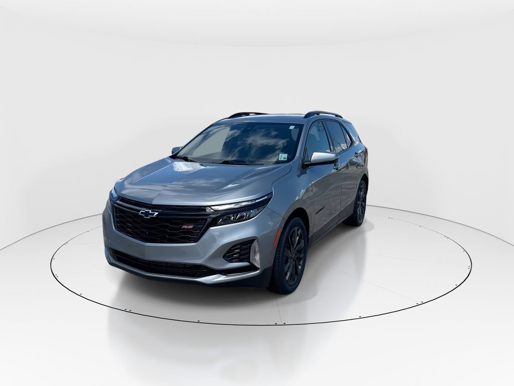 Used 2024 Chevrolet Equinox RS FWD image 4