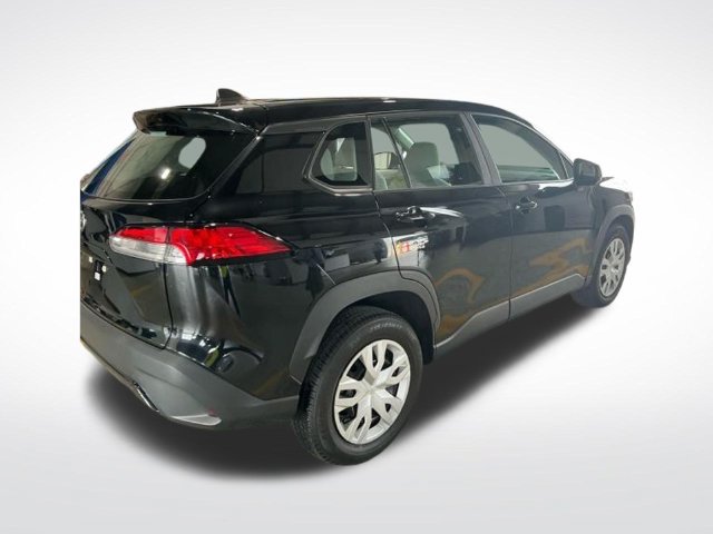 Used 2024 Toyota Corolla Cross L FWD image 4