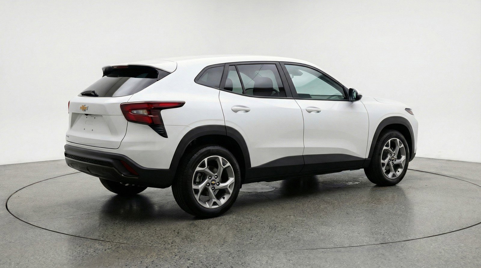 Used 2025 Chevrolet Trax LT image 9