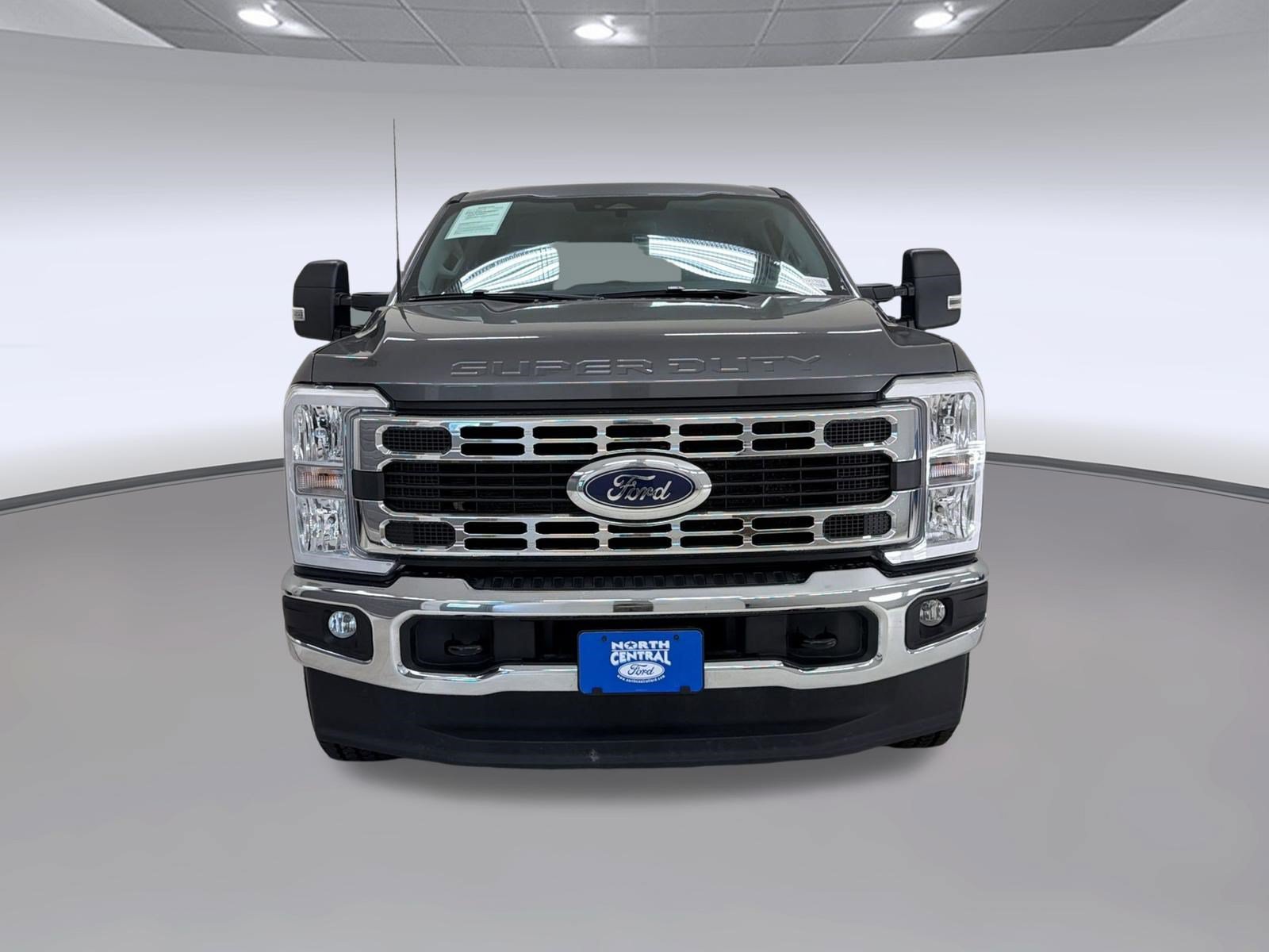 Used 2025 Ford F250 XLT AWD/4WD image 6