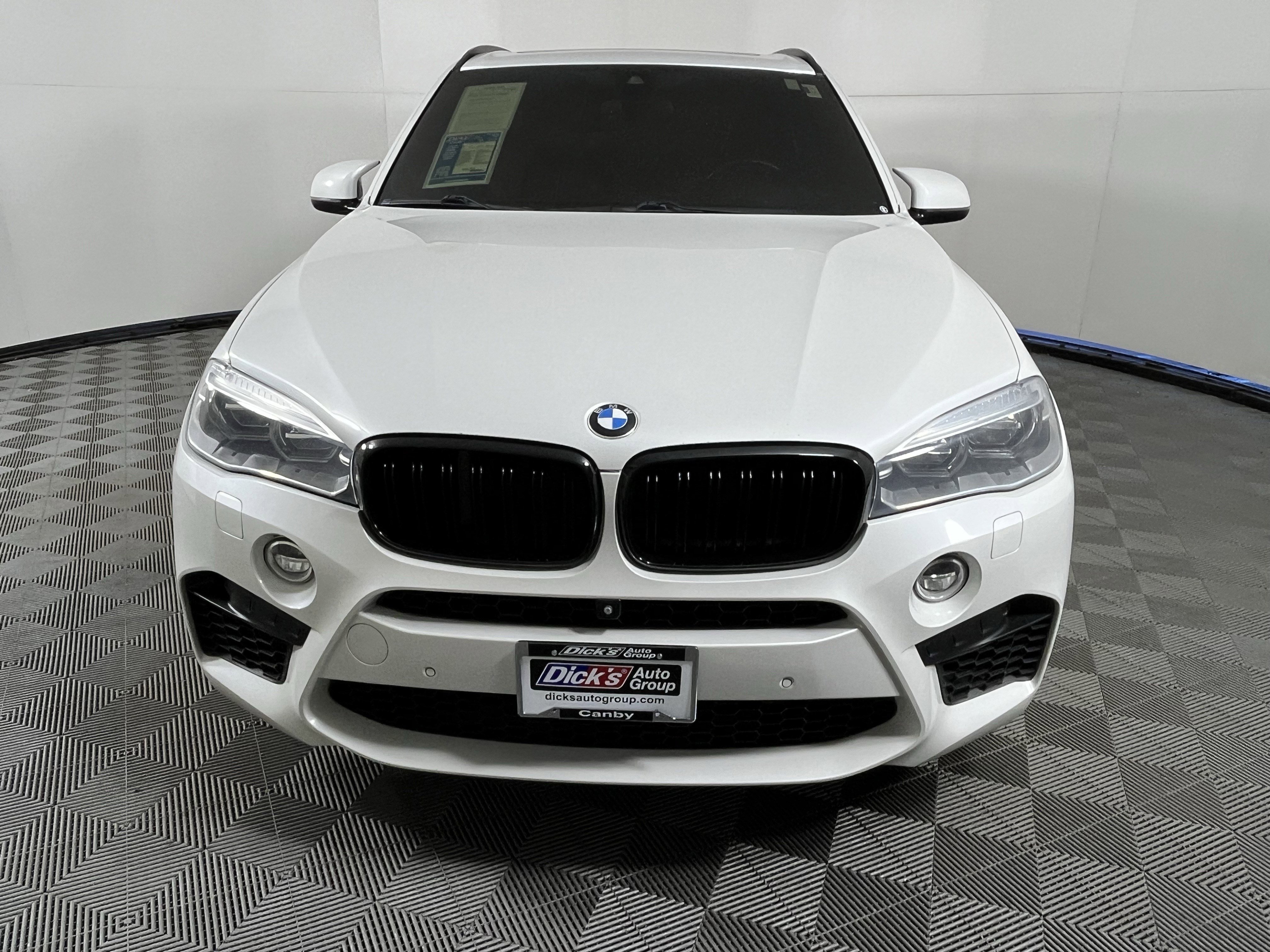 Used 2016 BMW X5 M image 8