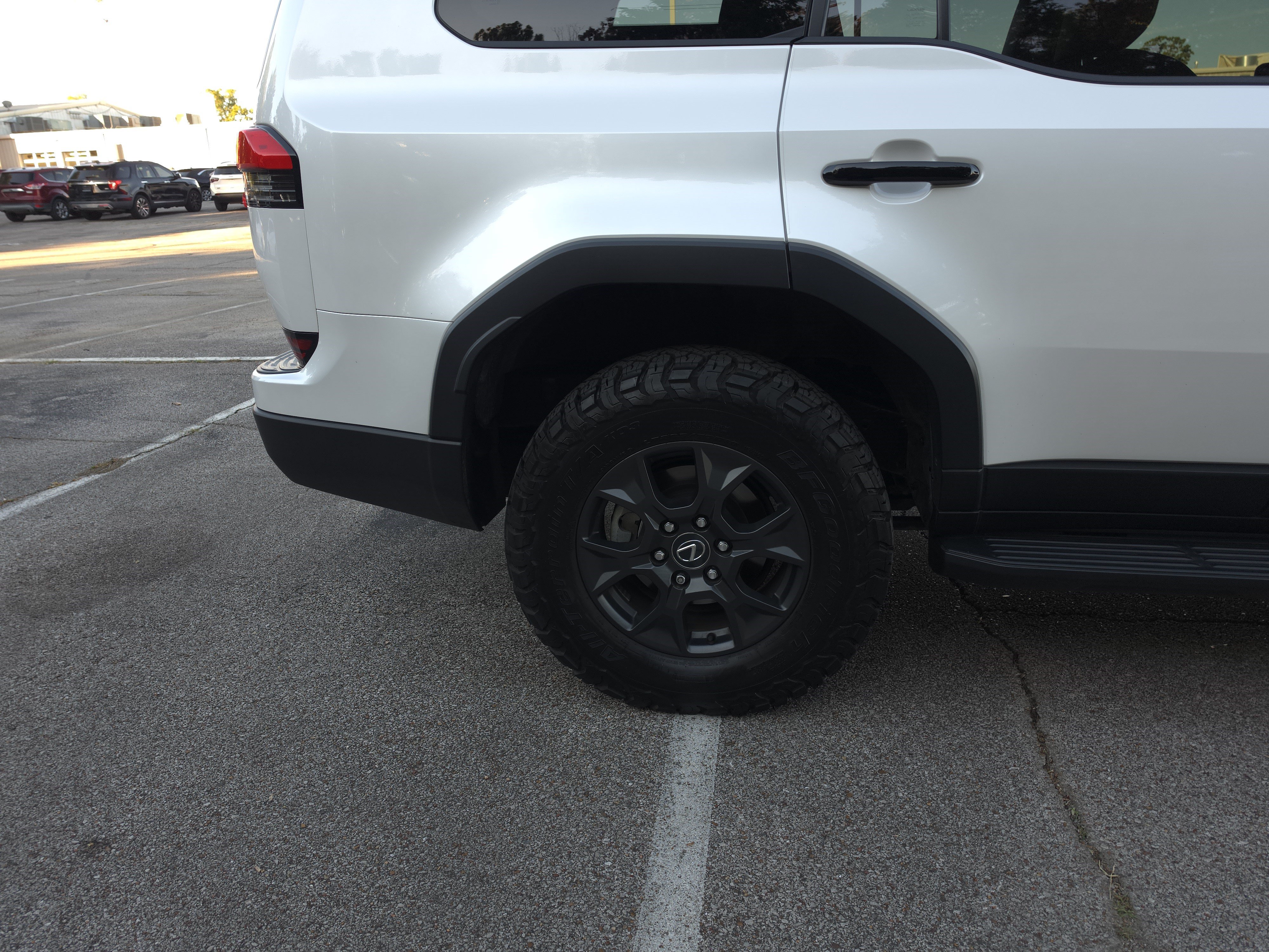 Used 2024 Lexus GX 550 AWD/4WD image 10