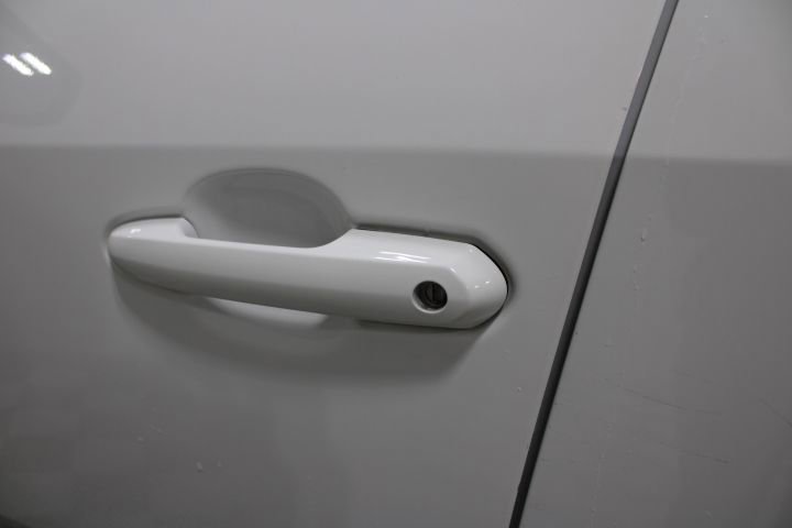 Used 2021 Toyota RAV4 LE image 16