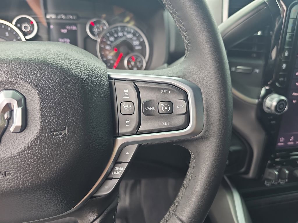 Used 2025 RAM 2500 Big Horn AWD/4WD image 22