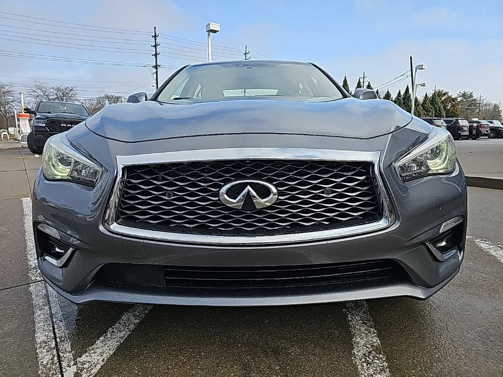 Used 2020 INFINITI Q50 Luxe w/ Essential Package (3.0T Luxe) image 9