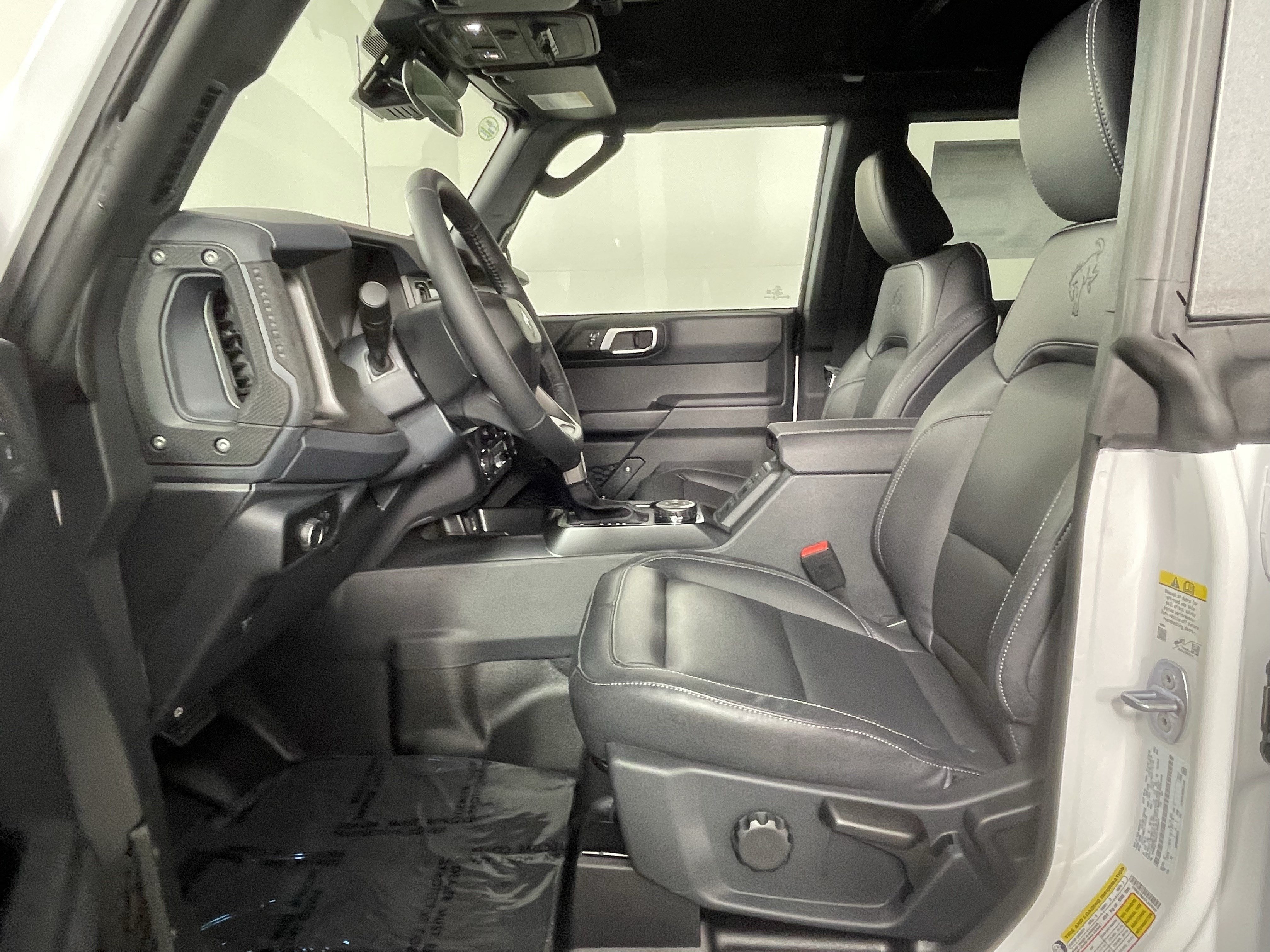 New 2026 Ford Bronco Big Bend w/ Black Diamond Package AWD/4WD image 11