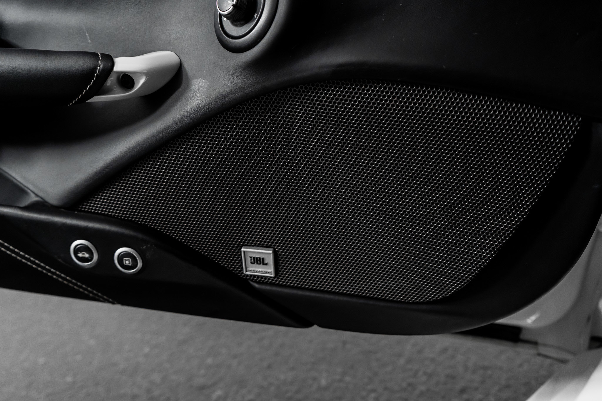 Used 2016 Ferrari 488 GTB image 51