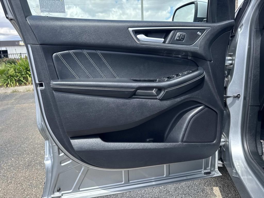 Used 2020 Ford Edge ST w/ Equipment Group 401A image 19