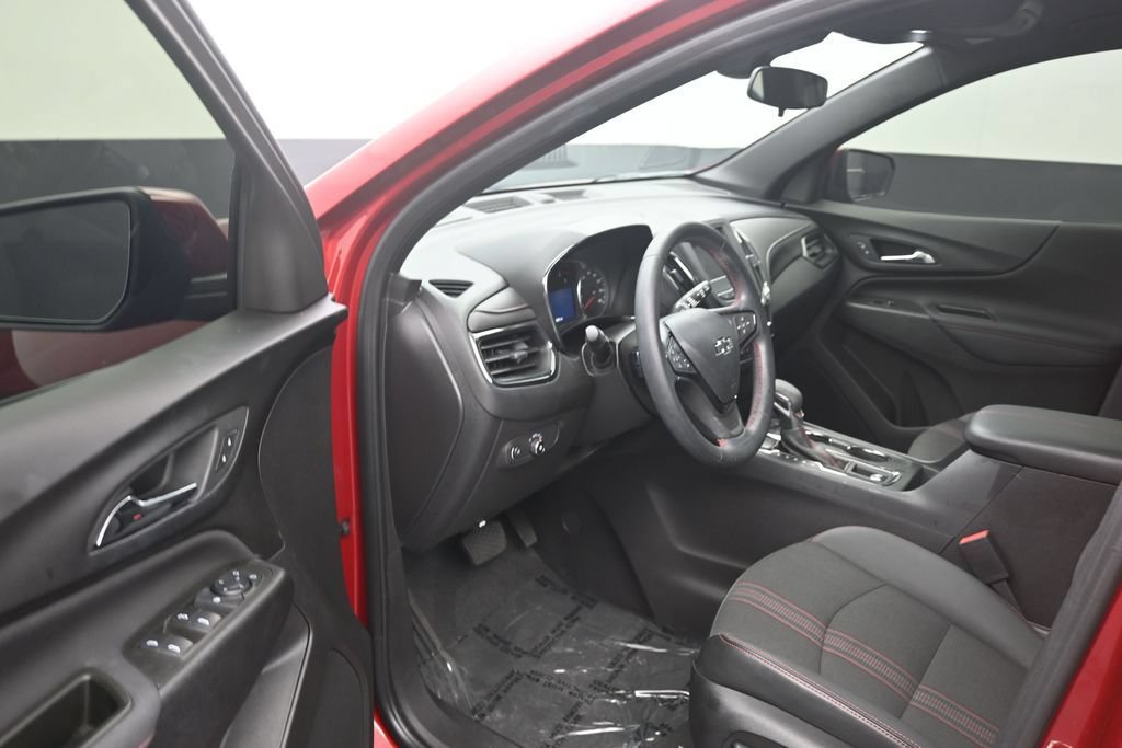 Used 2024 Chevrolet Equinox RS FWD image 10