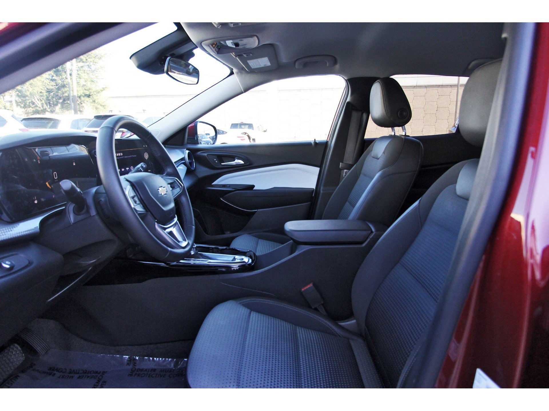 Used 2024 Chevrolet Trax LT w/ Driver Confidence Package image 29