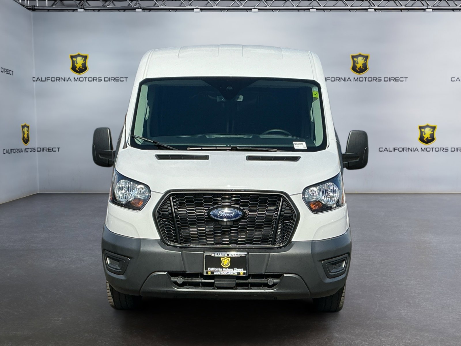 Used 2023 Ford Transit 250 Medium Roof RWD image 2