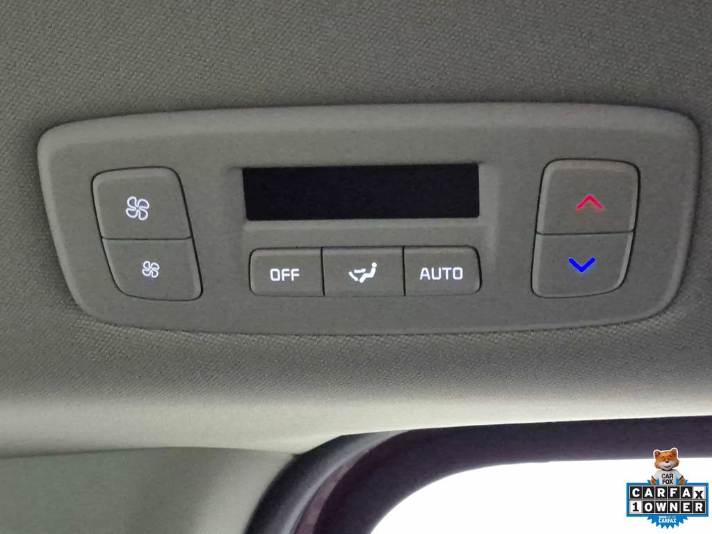 Used 2025 Kia Carnival FWD image 23
